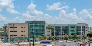 1208 E KENNEDY BOULEVARD Gallery 1