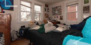 Huge 4 bed in Allston Gallery 9