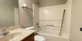 Adorable home, close to the casinos! Country living! Gallery 8
