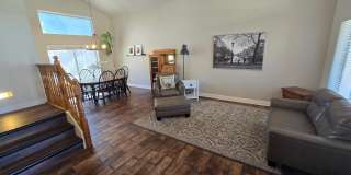 8213 W Quail Avenue Gallery 6