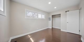 7732 S Springfield Avenue Gallery 8