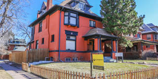 872 N Clarkson Gallery 7