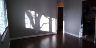 Mountain View 2 Bedroom 1 Bath Duplex on a Hill Gallery 79