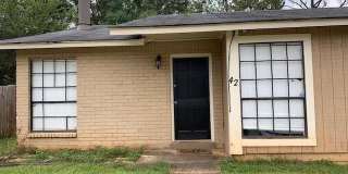 42 GLENWOOD Court Gallery 1