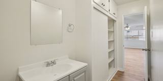 437-441 Queen St Gallery 26