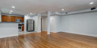 4938 S King Drive Gallery 6