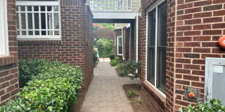 Adorable 2 Bedroom Condo! Gallery 3