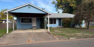 Large 3-bedroom 2 bath house in Eugene! Gallery 1