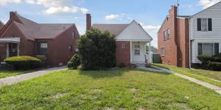 $1400 3 bedroom bungalow $1400 3 bedroom bungalow Gallery 1