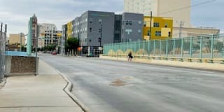 712 North Oregon Street Gallery 1