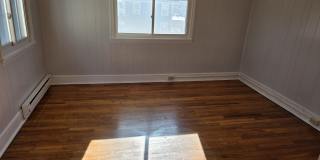 147 Pearl Street Gallery 16