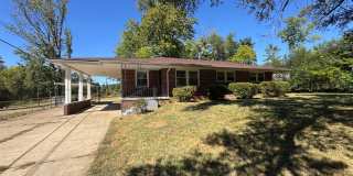 Single Family Home in Clarksville Gallery 1