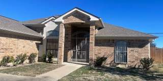 Super Cute Corner Lot House Ready to be called your HOME. Gallery 1