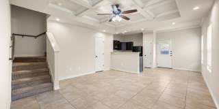 AVAILABLE NOW! Nice 3 bedroom townhouse located in Northeast San Antonio! Gallery 4