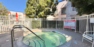 Bright & Spacious Condo Living with Parking! Gallery 13