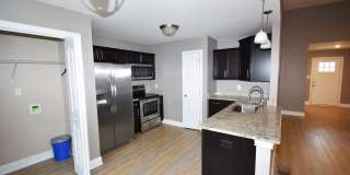 3 Bedroom Pet Friendly Home For Rent in Chalet Hills! Gallery 20