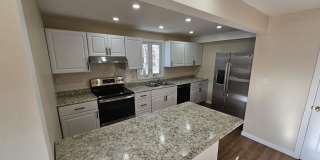 1230 Smyth Road Gallery 1