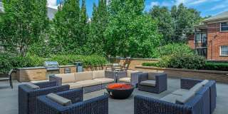 1810 Belcourt Gallery 42