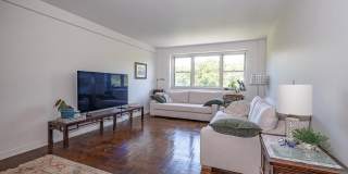 40 OLD LANCASTER ROAD Gallery 25