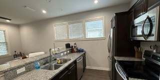 Student Living Near UF - 3 Bed / 3 Bath Home with Balcony * $200 GIFT CARD INCENTIVES!* PER TENANT Gallery 7