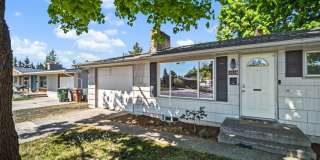 Warm & Welcoming Home in Spokane – Great Location on W Bismark Ave Warm & Welcoming Home in Spokane – Great Location on W Bismark Ave Gallery 37