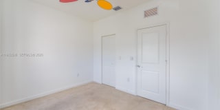 20814 NE 5th Ct Gallery 30