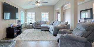 East El Paso 4 bed Refrig A/C Home! Gallery 5