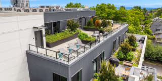 Gables Queen Anne Gallery 2