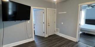 1611 East Fayette St - Apt 2-Rm 2 Gallery 2
