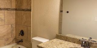 Beautiful Home with a Den Gallery 3