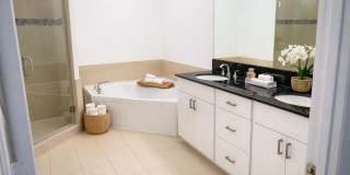 19105 NE 8th Court Gallery 6