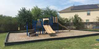 South Austin Home on Cul-de-Sac  - Colorado Crossing Gallery 24