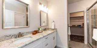 FULLY FURNISHED 3 Bed Luxury End Unit Townhome backs to Nature Gallery 6