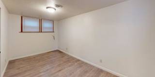 710 East Avenue F Gallery 12