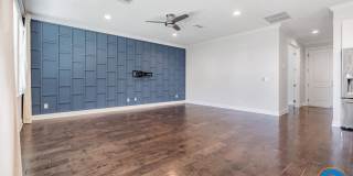 3104 W Bay Villa Ave Gallery 15