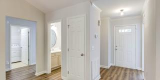 Charming 3 Bedroom Home Gallery 7