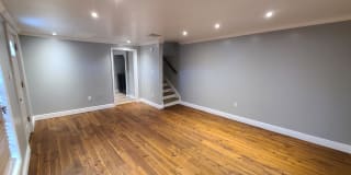 1000 Live Oak Street - 1 Gallery 1