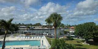 9604 CORTEZ ROAD W Gallery 32