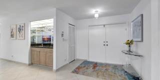 902 Foxpointe Circle Gallery 5