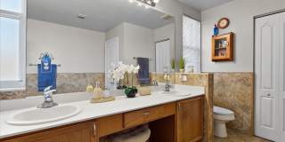 114 Lancaster Way Gallery 15