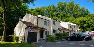 40 Huntington Court Gallery 1