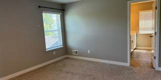 Comfort & Space Await in This Stunning 4BR Dayton Home Gallery 18