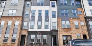 This stunning luxury 2-story condo has 3 beds  2.5 baths with over 1500 sq ft of living space. Gallery 1