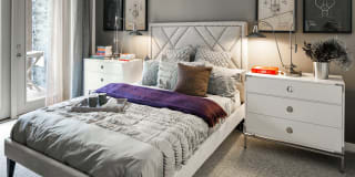 Third & Valley Gallery 7