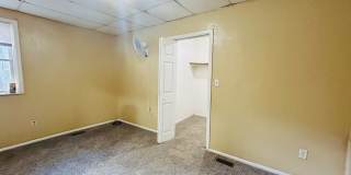 242 West 28th Street Gallery 15