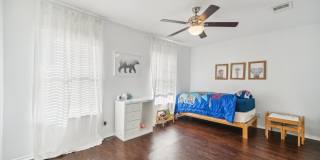 39 Longleaf Coral Gallery 27