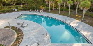 Spacious 3 Bedroom Townhouse with Community Pool! Gallery 40