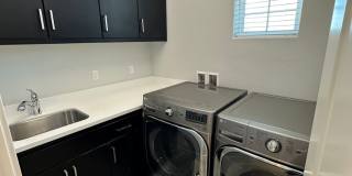 Stunning 4 Bedroom, 3 Bath Mountain House Home Gallery 31