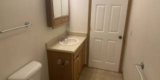 MOVE-IN SPECIAL! $500 OFF FIRST MONTH'S RENT! Large 4-Bedroom, 3-Bathroom House Gallery 10