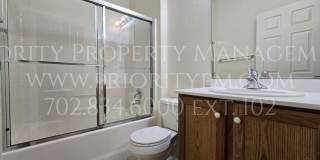 ~~Sun City Aliante 2 Bedroom + Den ~ 1200+ sq ft Gallery 8